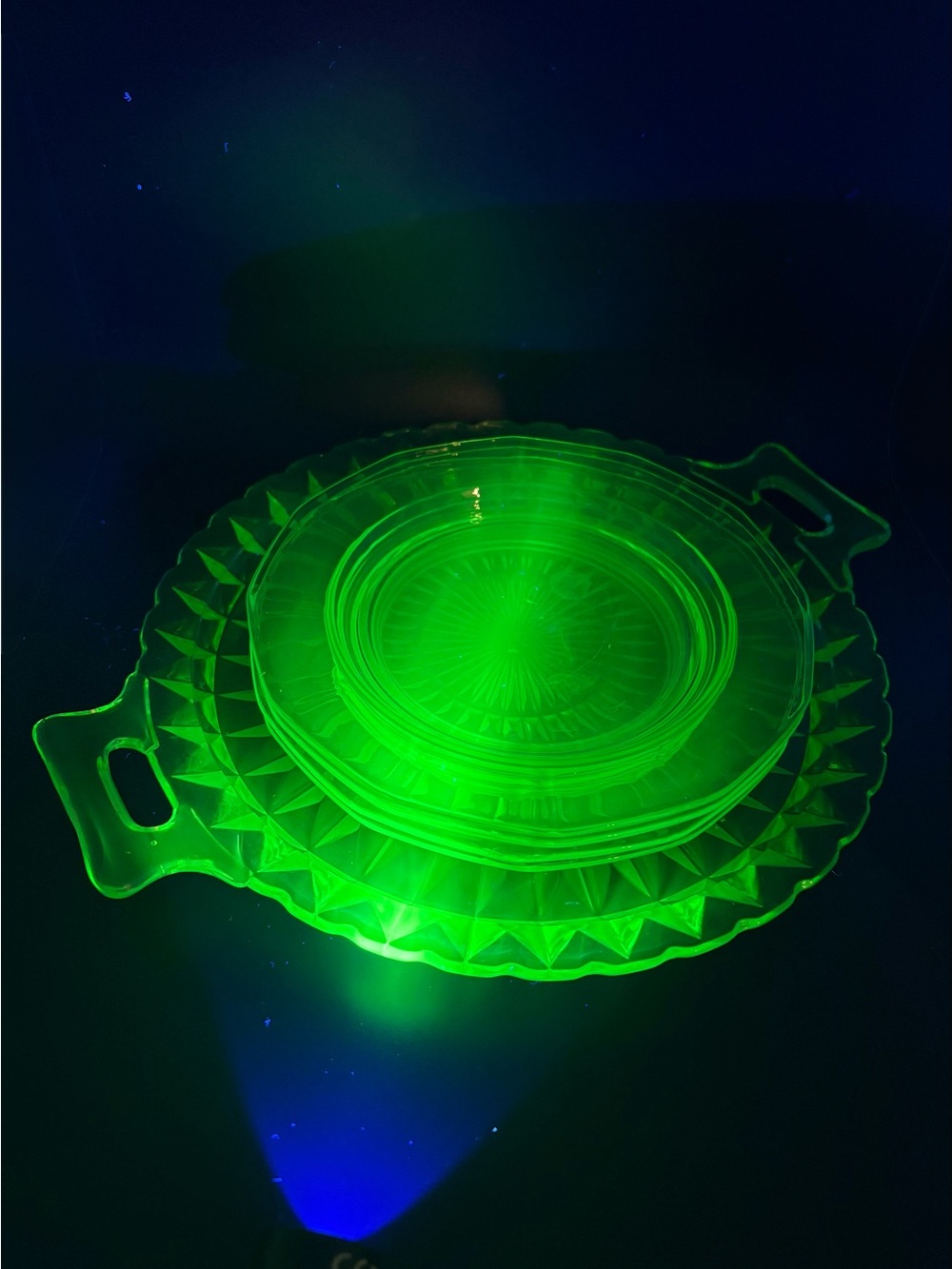 Vintage Uranium Glass 10” Cake Plate and 4 7.5” Plates - They Glow!!!